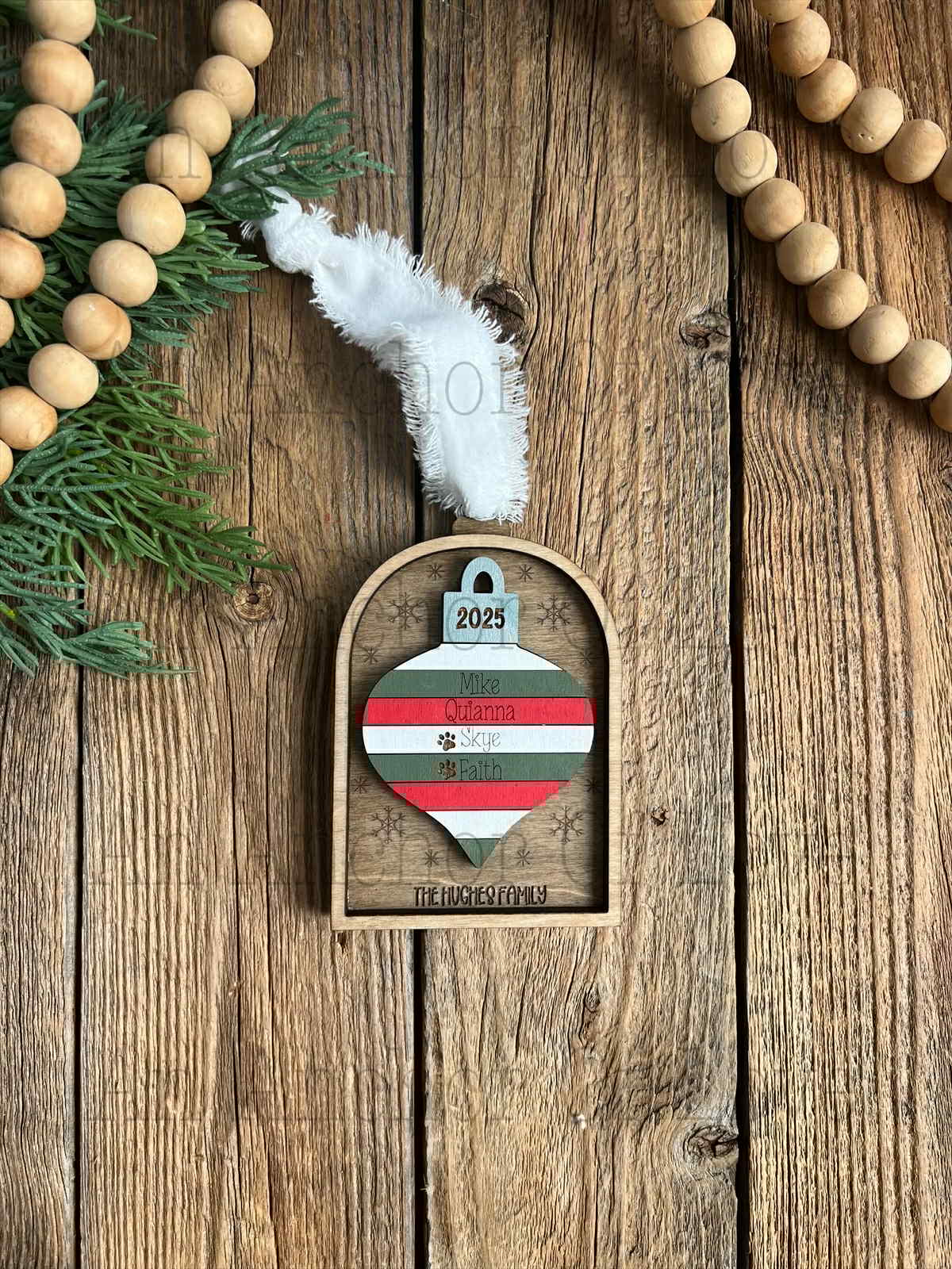 Personalized Family Ornament | Family Christmas Gift / 2025 Christmas ornament /-up to 7 names - personalized gift