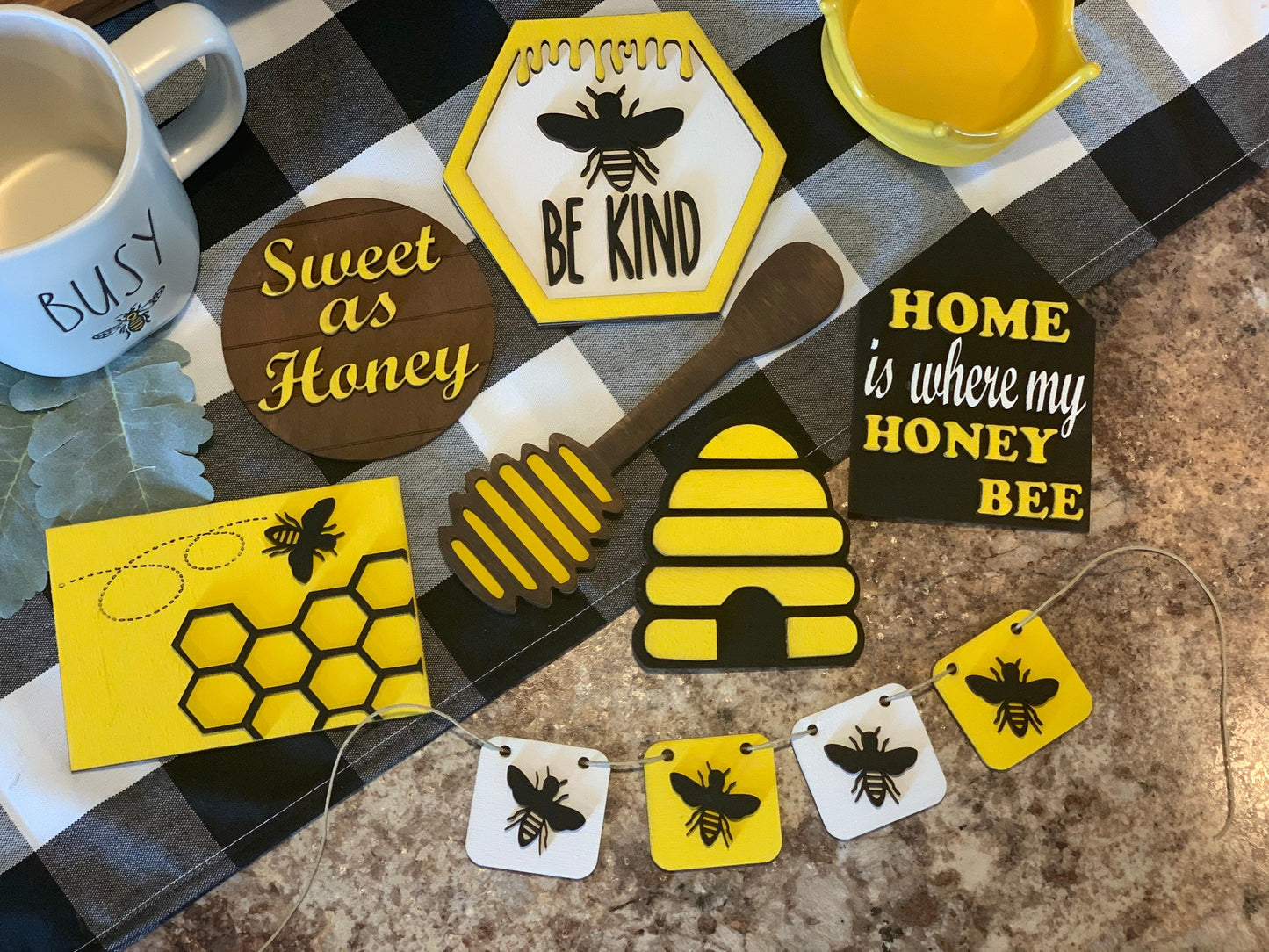 Honey bee tiered tray decor