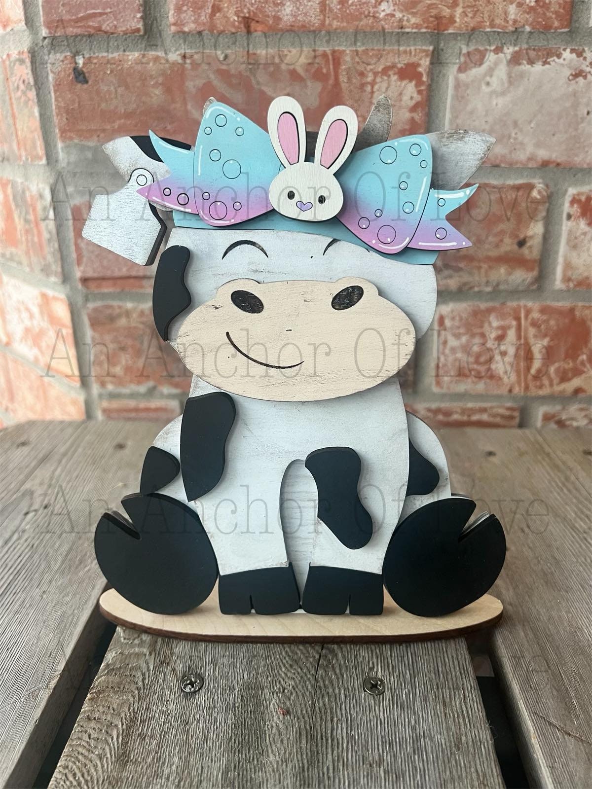 Farmyard Cow with Interchangeable bows // Farmyard Cow Decoration //Farm Yard Shelf Sitter// Viral Shelf Sitter with bow