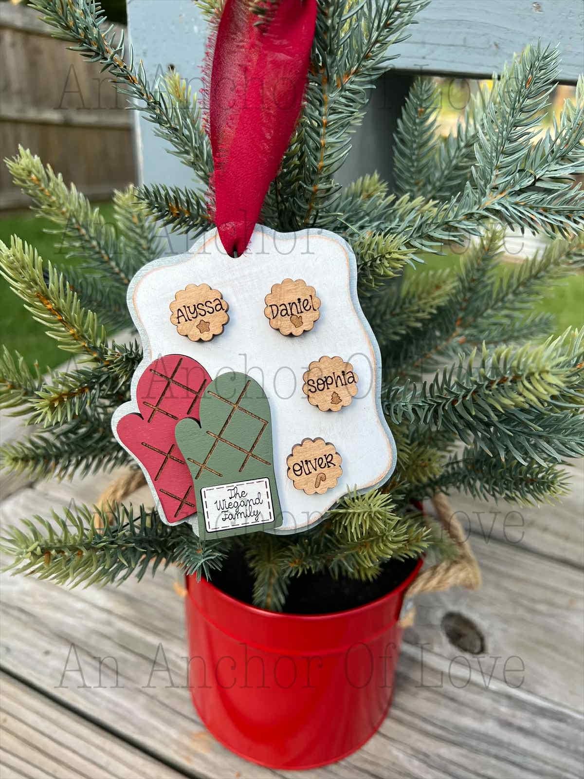 Personalized Cookie Sheet Ornament | Family Christmas Gift / 2025 Christmas ornament /-up to 15 names - personalized gift