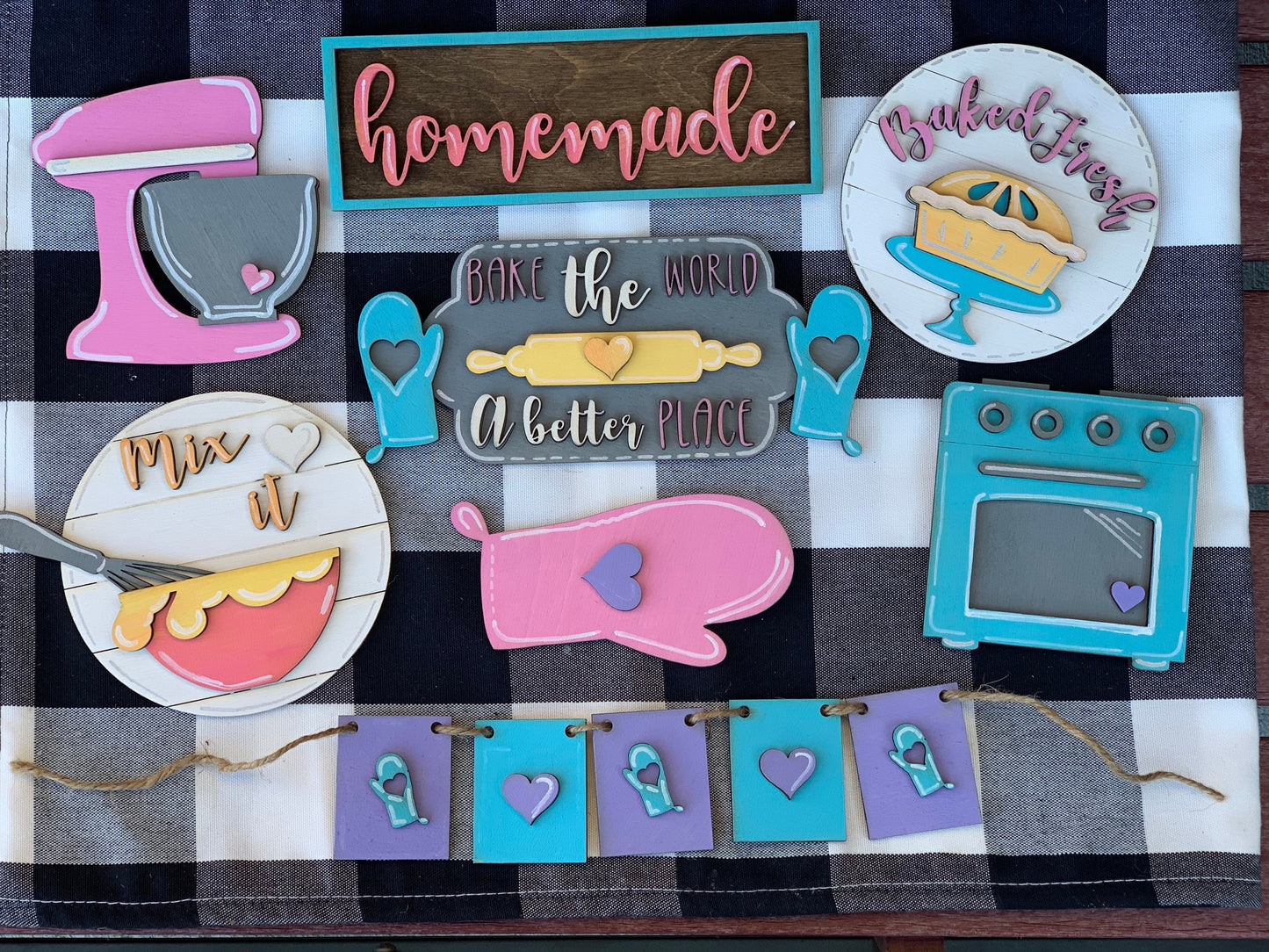 Baking themed tiered tray