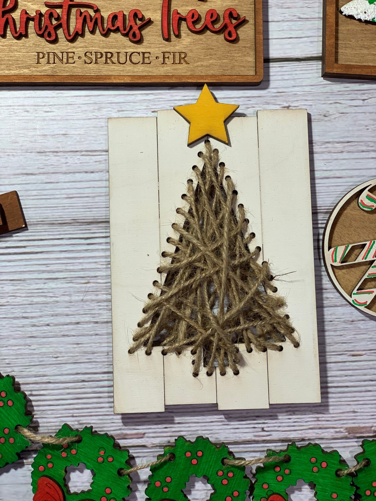 Christmas tree themed tiered tray set
