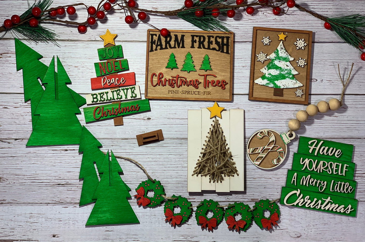 Christmas tree themed tiered tray set