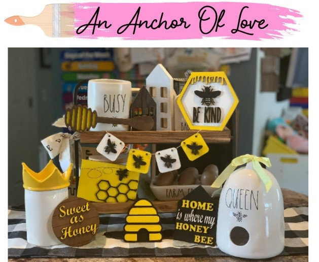 Honey bee tiered tray decor