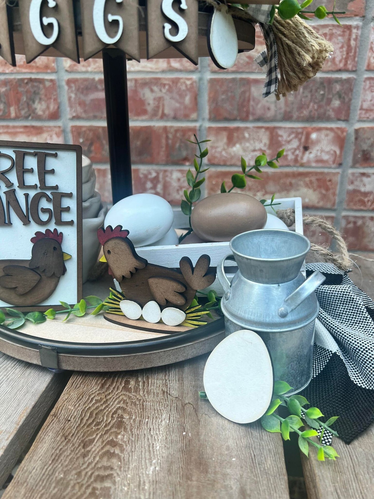 Free Range - Chicken Lovers Tiered Tray Decor