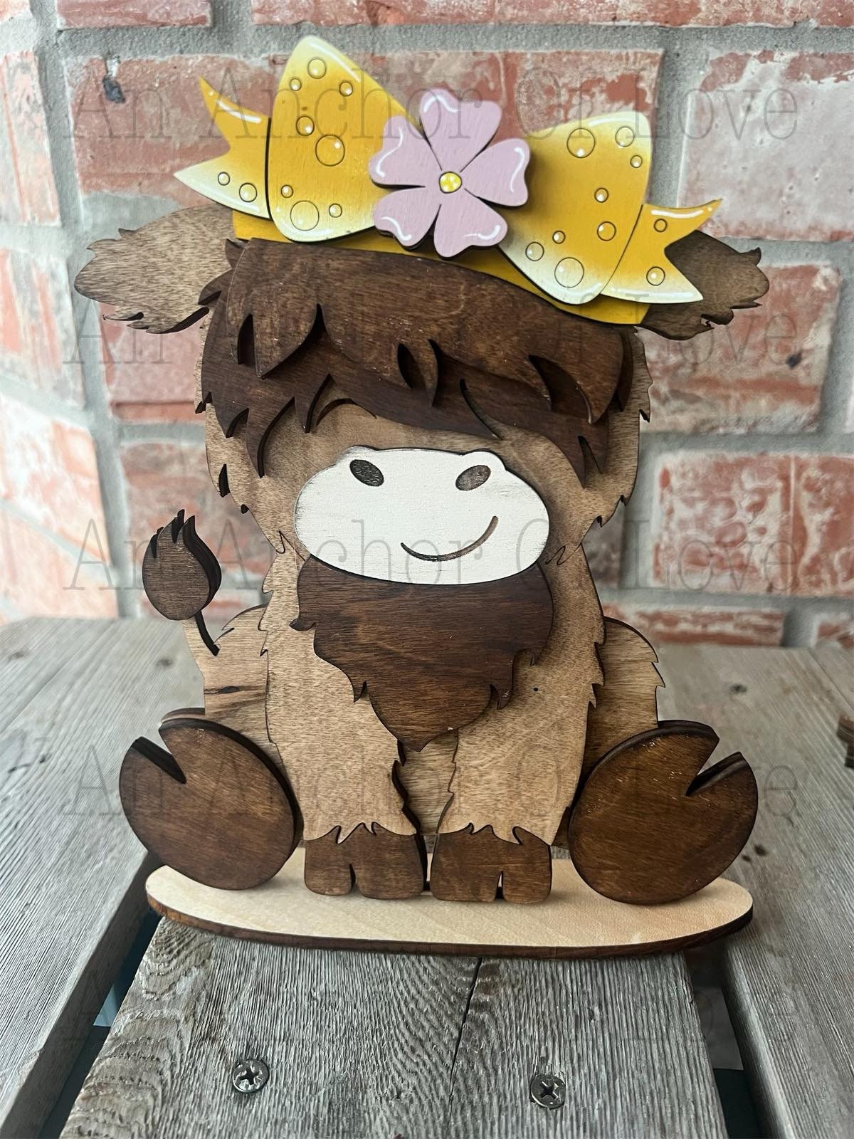 Highland Cow with Interchangeable bows // Highland Cow Decoration //Highland Cow Shelf Sitter// Viral Shelf Sitter with bow