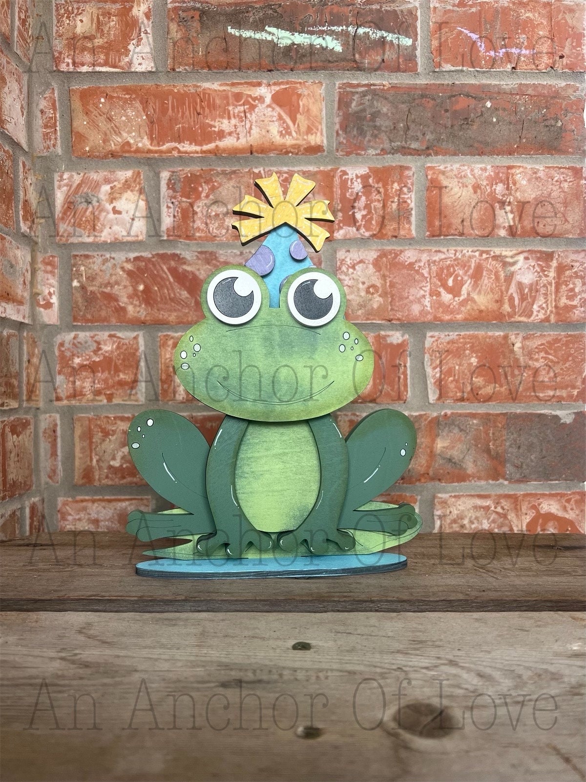Frog with Interchangeable Hats // Frog Decoration // Shelf Sitter// Viral Shelf Sitter with hats