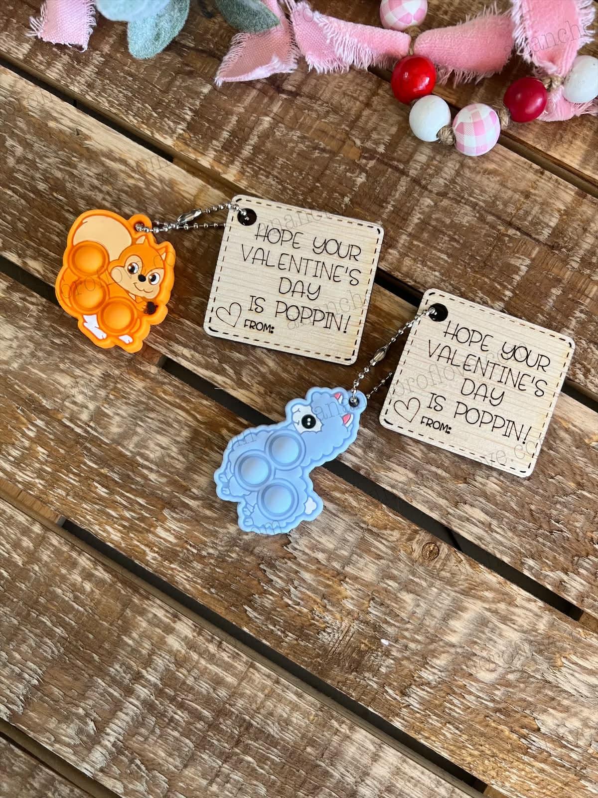 Kid's Valentines animal pop it keychain with card for Classroom - Kid's Valentines Cards - Valentine for Classroom - valentines pop it