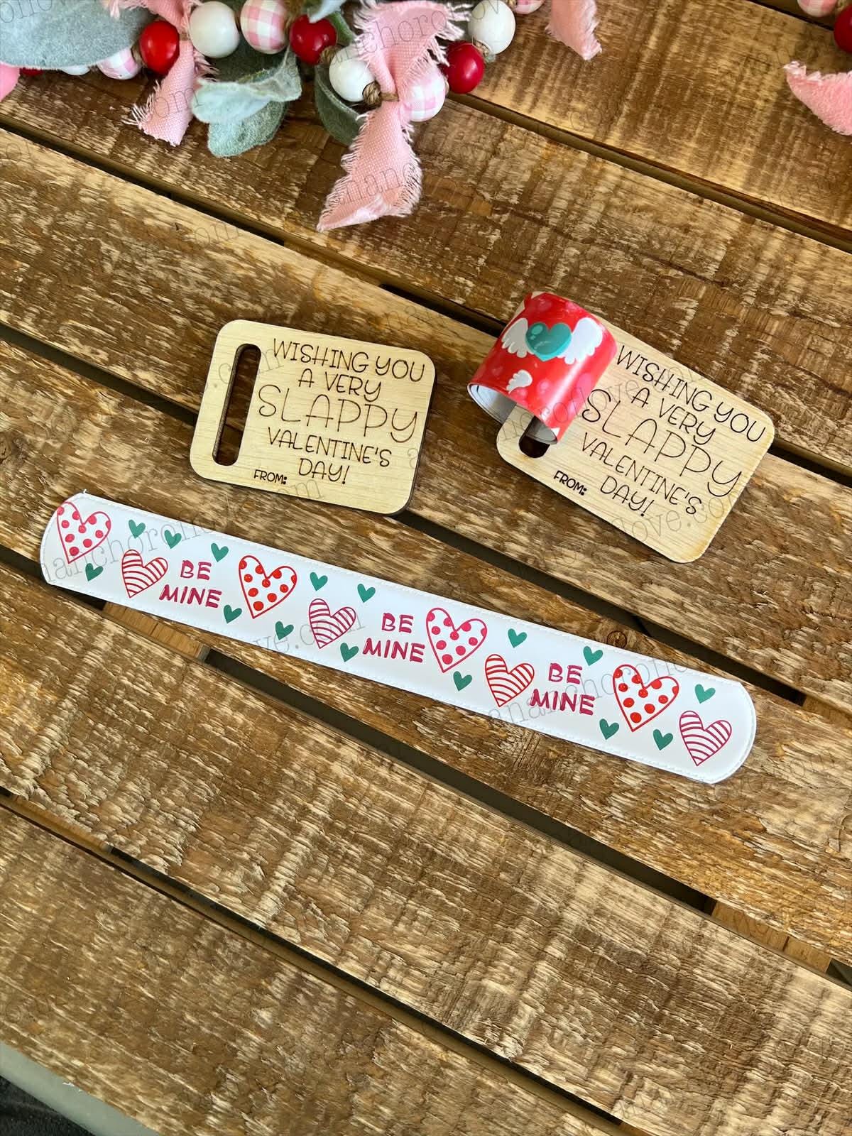 Kid's Valentines slap bracelet with card for Classroom - Kid's Valentines Cards - Valentine Toys for Classroom - bracelet valentine